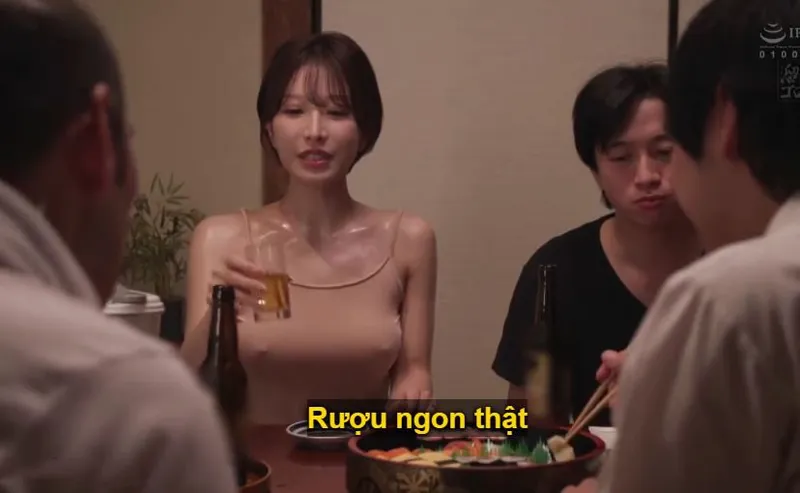 Người vợ gạ làm tình cả gia đình người chồng vì ông chồng dẫn về quê rồi bỏ bê nứng lồn sml