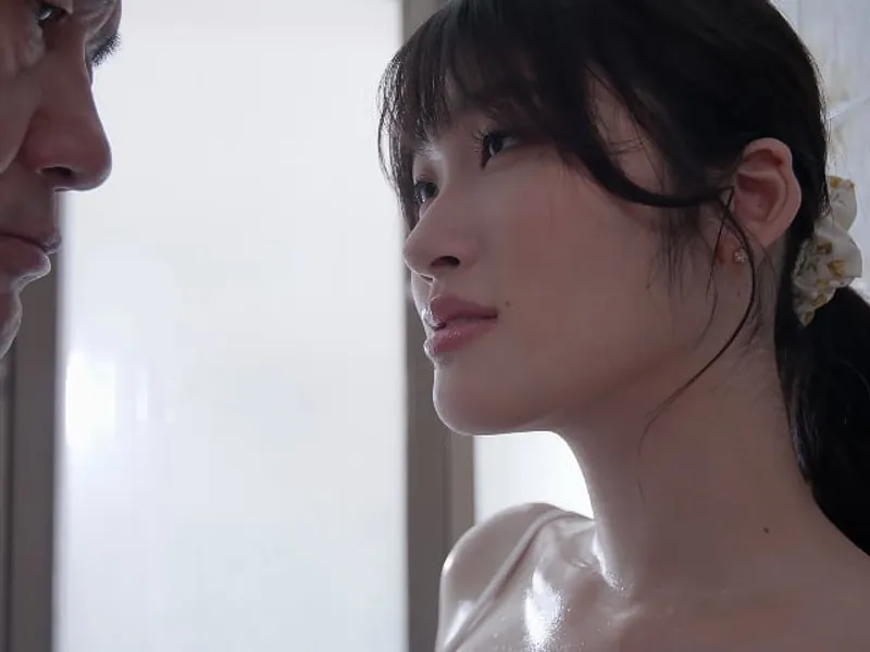 Chồng yêu bỏ bê, cô vợ được ông chú giúp thỏa mãn cơn dâm dục lồn